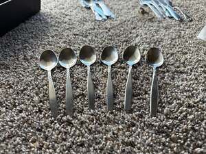 Vintage Set of 6 International Silver Supreme Stainless Rose Teaspoons